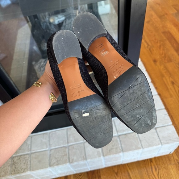 Aquatalia Jilianne Devoure Anthracite Black Textured Suede Heeled Loafer Size 8 - Picture 5 of 7